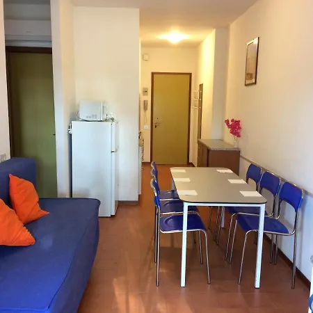 Landora Apartment *